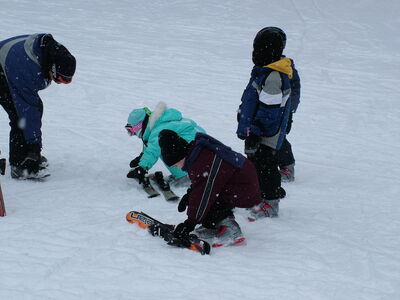 Emily in ski school
